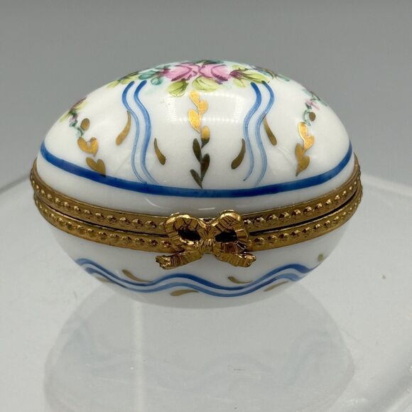 Vtg Limoges France Egg Shaped Hinged Trinket Box Floral Ribbon Thimble Inside - Picture 6 of 10